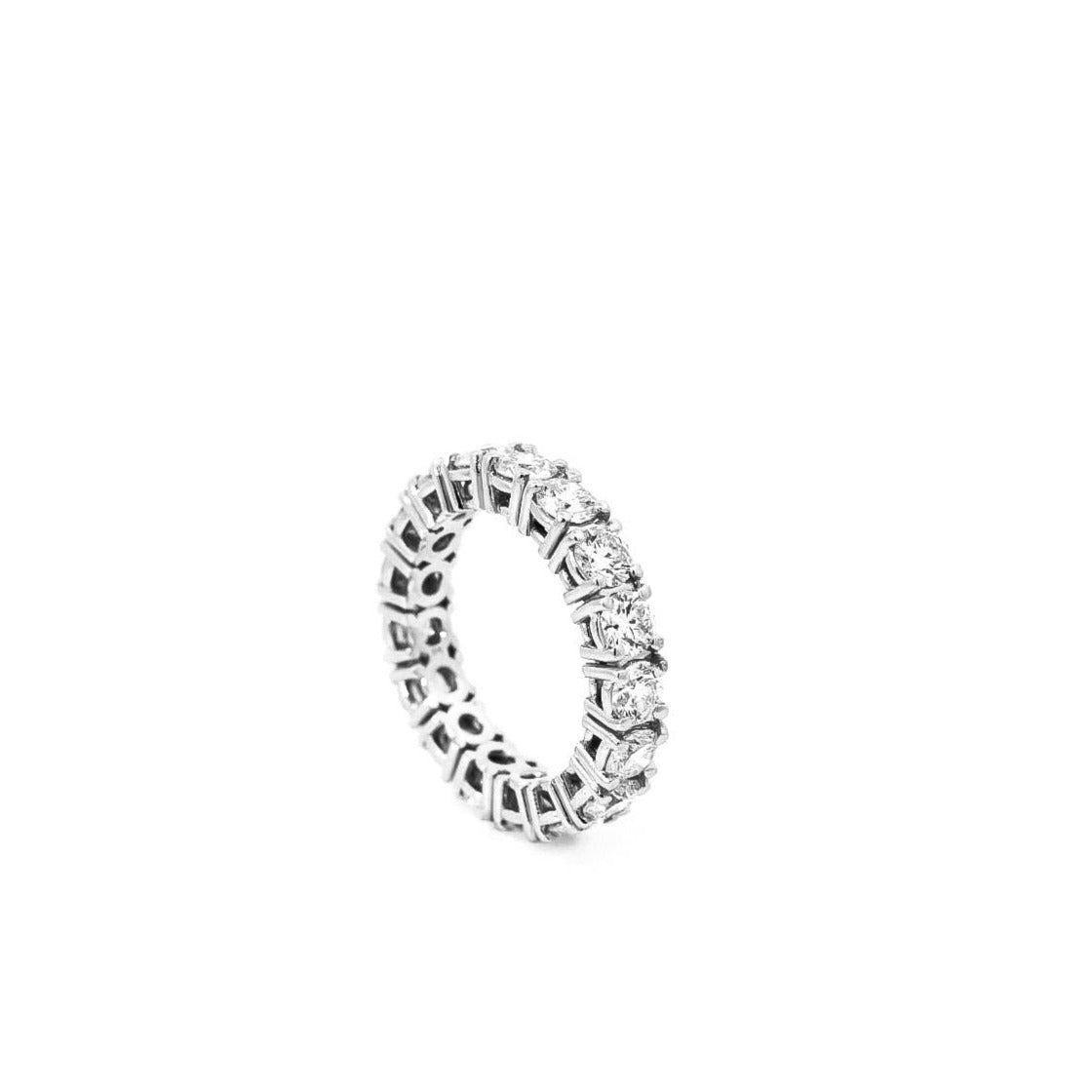 Anillo oro blanco tipo eternity con diamantes 3.45ct
