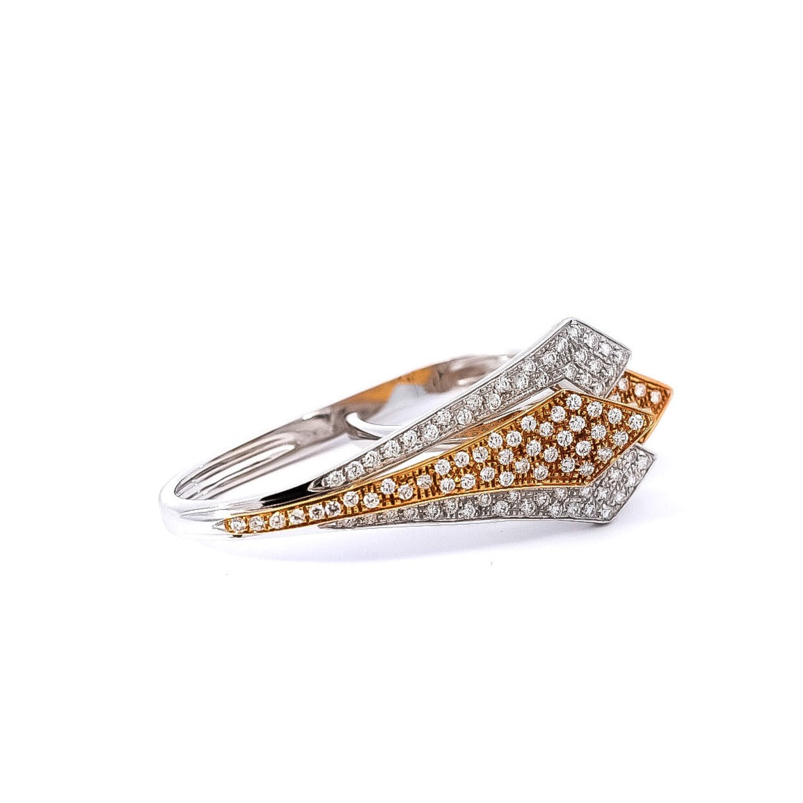Anillo moderno  en oro blanco y rosa  con diamantes