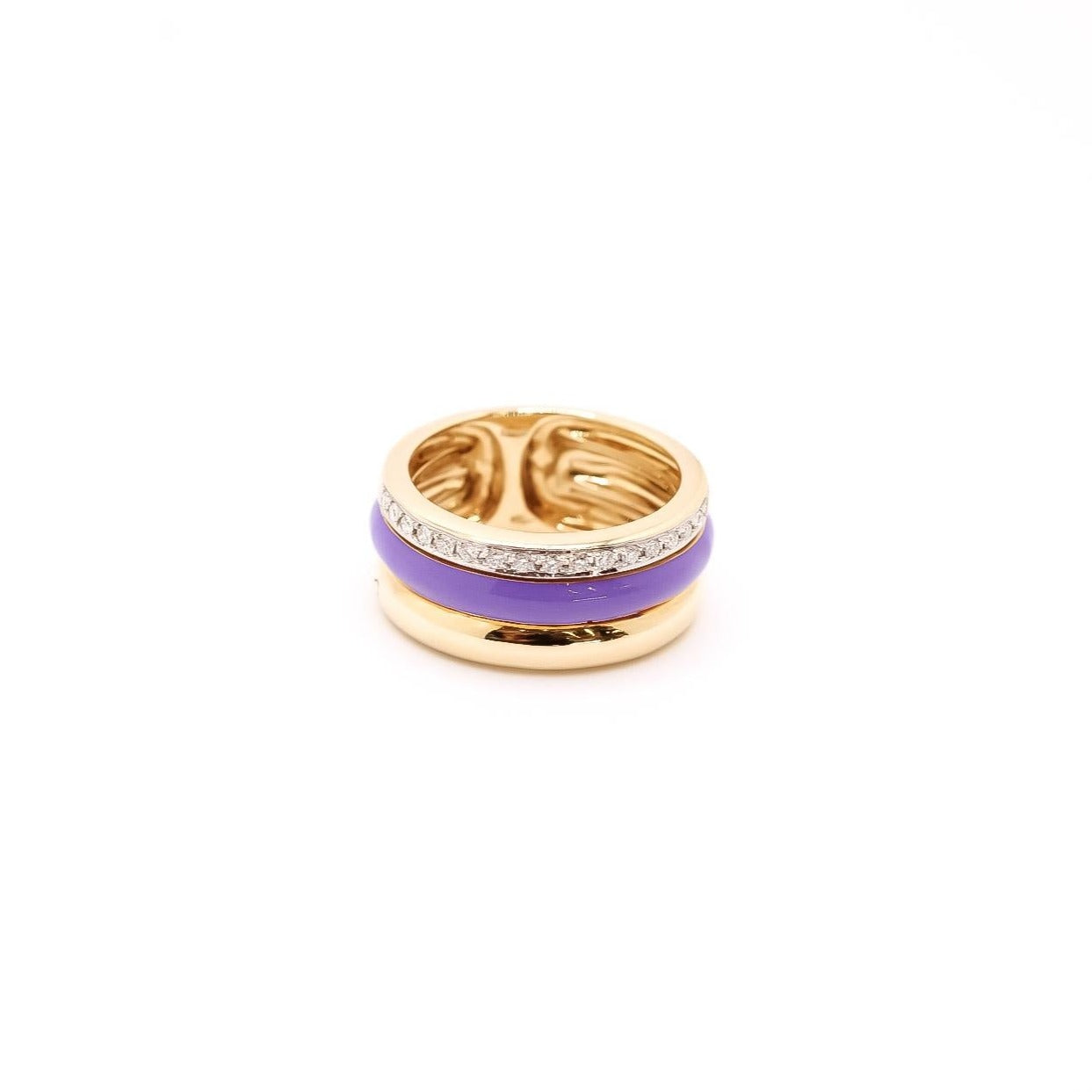 Anillo ancho de oro   en líneas esmaltada , lisa  y con diamantes