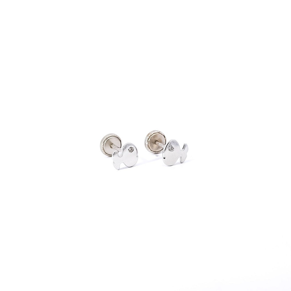 Aretes para bebe en oro blanco 18kt y diamantes con diseño de peces