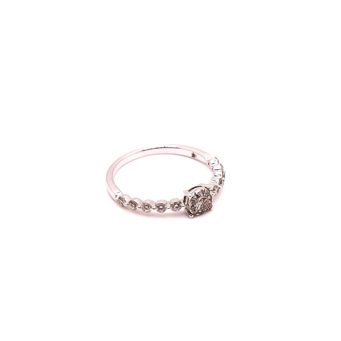 Anillo delgado oro blanco 18kt con diamantes