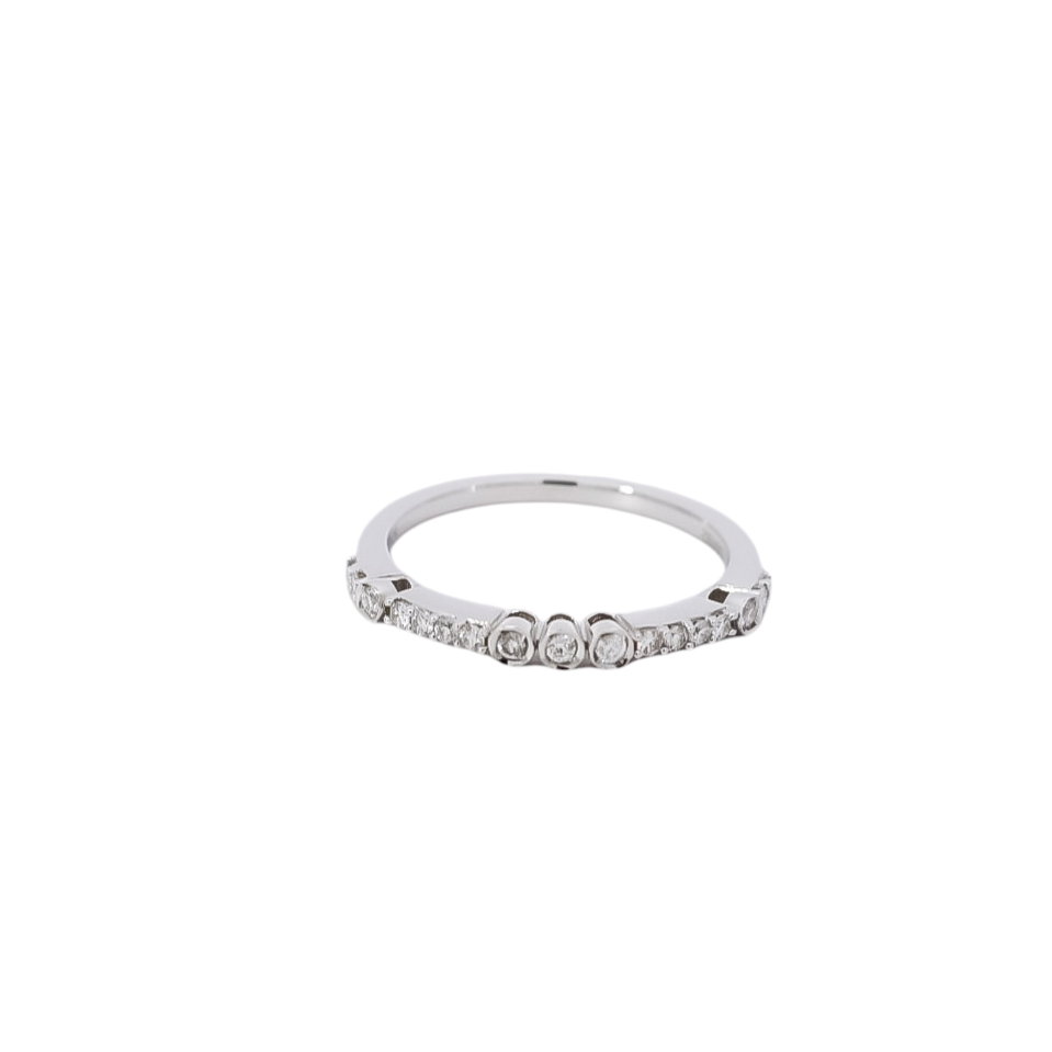 Alianza en oro blanco 18kt con diamantes talla 6 1/2