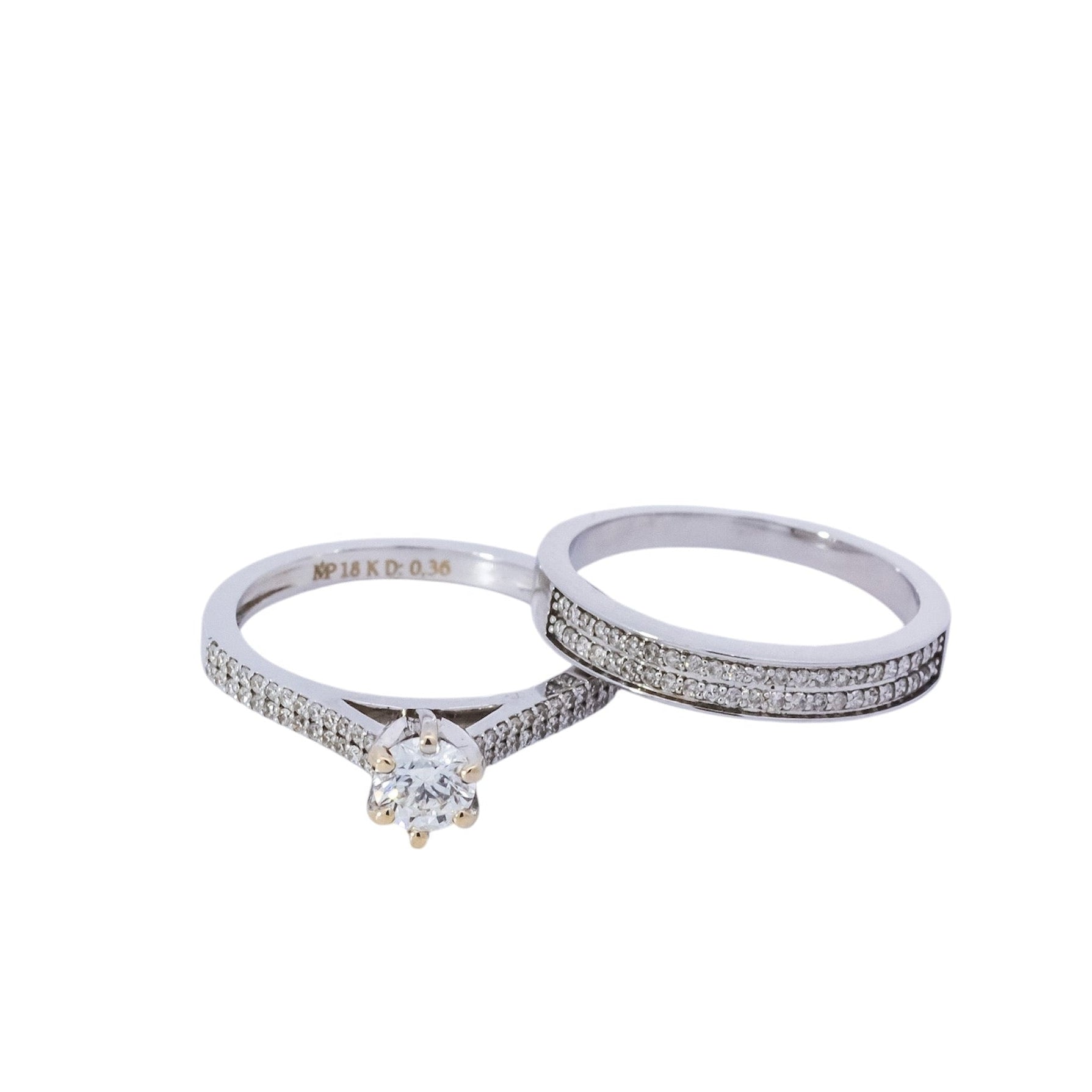 Juego de anillo de compromiso y alianza en oro blanco 18kt con diamantes