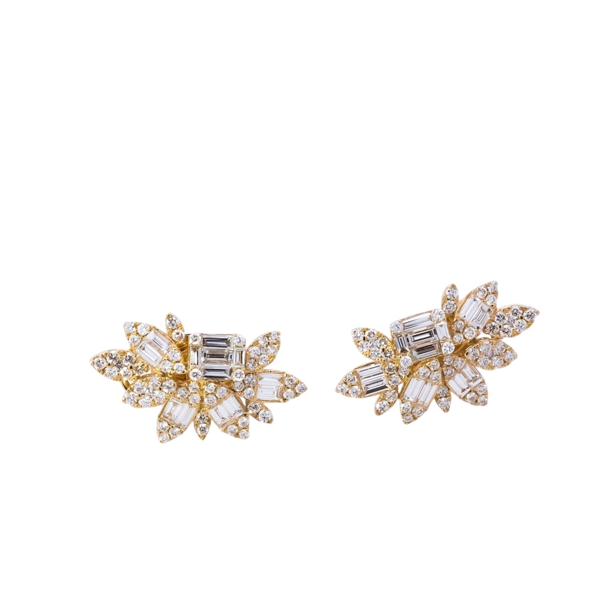 Aretes oro amarillo 18kt con diamantes corte baguette y redondos